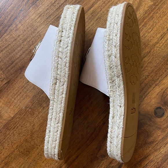 Coach Espadrille size 8 never worn try on only - Picture 2 of 4